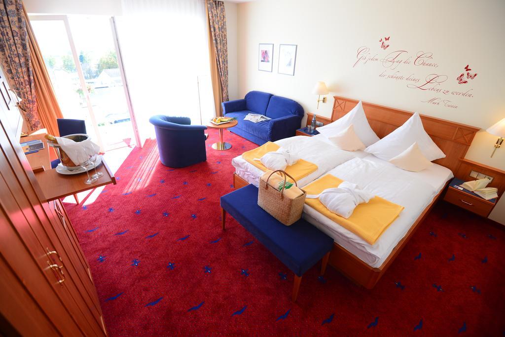 בונדורף אים שוורצוואלד Moehringers Schwarzwald Hotel מראה חיצוני תמונה